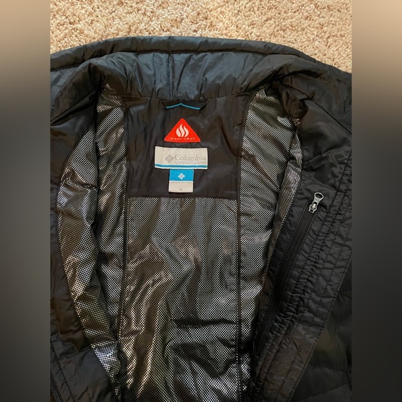 womens columbia vest - Picture 2 of 5